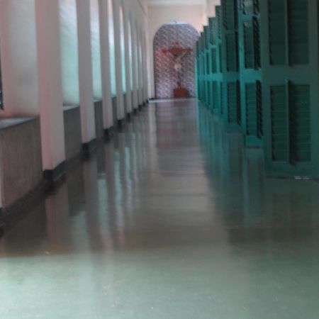 Ywca Gallway Guest House Καλκούτα Εξωτερικό φωτογραφία
