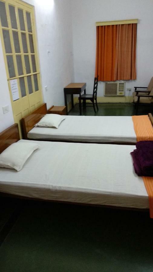Ywca Gallway Guest House Καλκούτα Εξωτερικό φωτογραφία