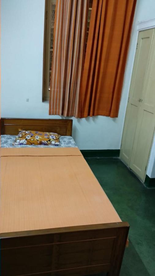 Ywca Gallway Guest House Καλκούτα Εξωτερικό φωτογραφία